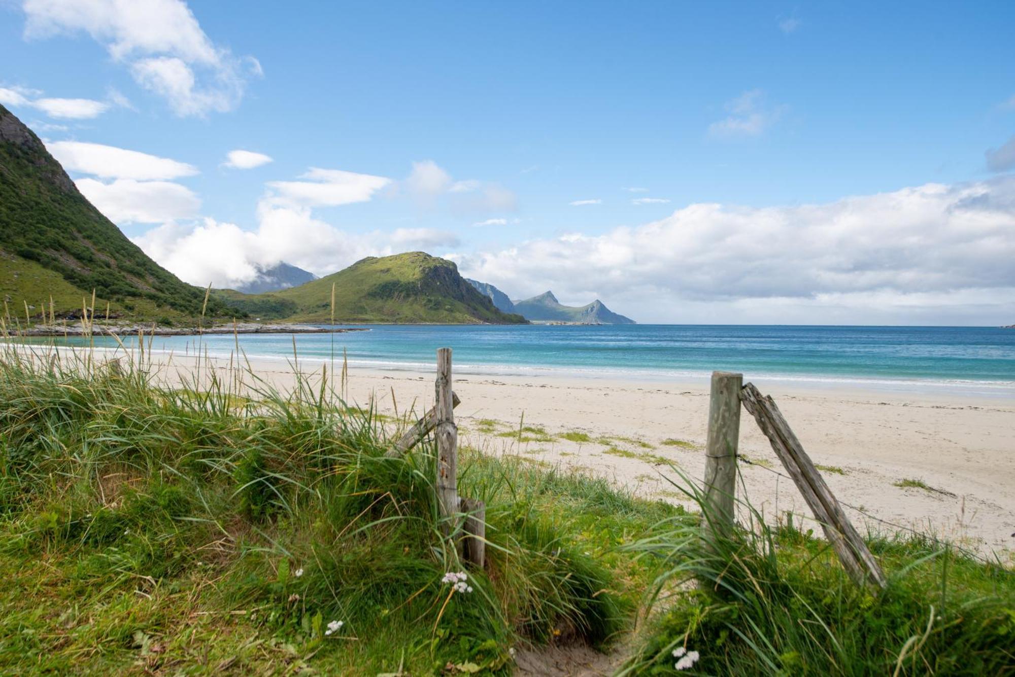 Haukland Beach Panorama Offersoya Exterior photo
